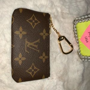 ❌❌SOLD❌❌Louis Vuitton monogram key pouch
